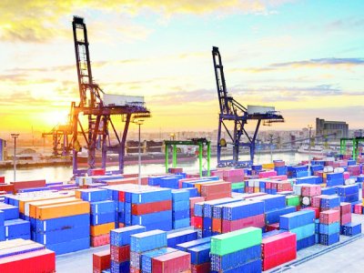 Neft-qaz sektorundan asılılıq azalır