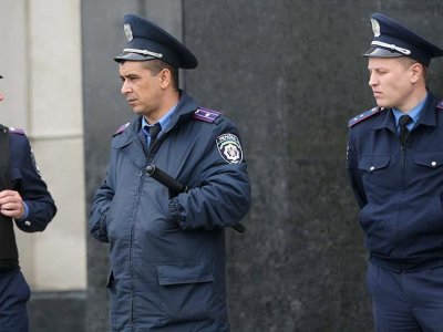 Mərc ofisinə basqın etdi,&nbsp;qadını girov götürdü&nbsp;