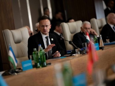 Macarıstanla münasibətlərə zərər gəlməyəcək - deputat