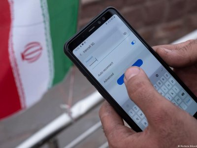 İranda internet qismən bərpa olunur