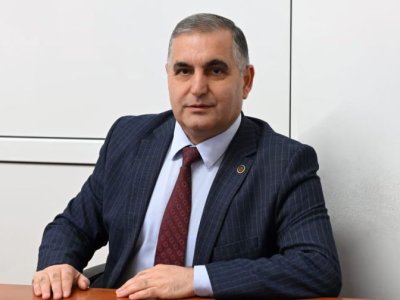 Ay erməni, məndən nə istəyirsən?..