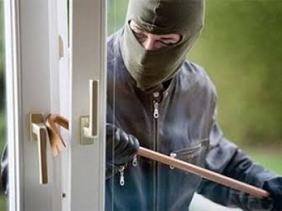 Bakıda aptekdən oğurluq oldu