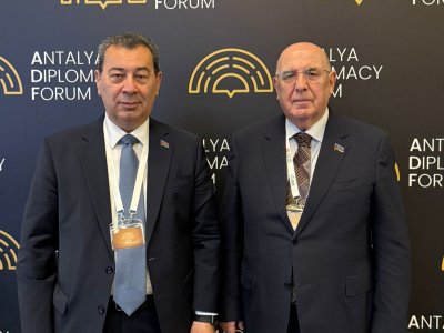 Əhliman Əmiraslanov və Səməd Seyidov Antalya Diplomatiya Forumunda