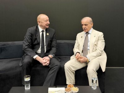 Şahbaz Şərif: "İlham Əliyevlə görüşdüyüm üçün çox şadam"