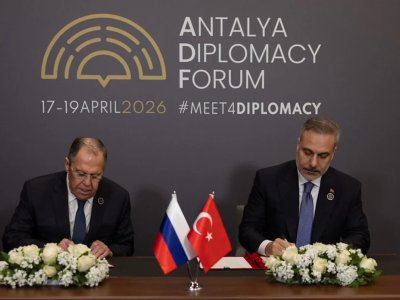 Hakan Fidan&nbsp;Lavrovla Antalyada&nbsp;görüşdü