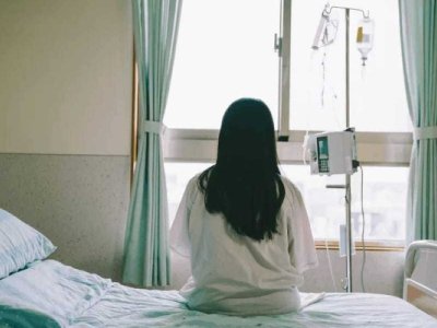 Ucarda 15 yaşlı qız uşaq dünyaya gətirdi