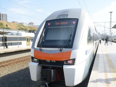 Bakı-Qəbələ dəmir yolu marşrutu üzrə əlavə reyslər təyin edildi