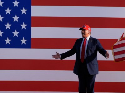 ABŞ-lıların əksəriyyəti Trampın zehni qabiliyyətlərinin zəiflədiyini düşünür - SORĞU