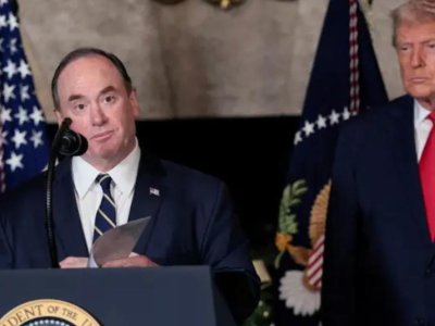 Milyarder nazirin istefa səbəbi açıqlandı