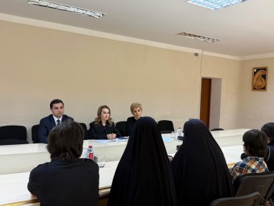 Suriyadan gətirilən vətəndaşlarımızla görüş keçirilib