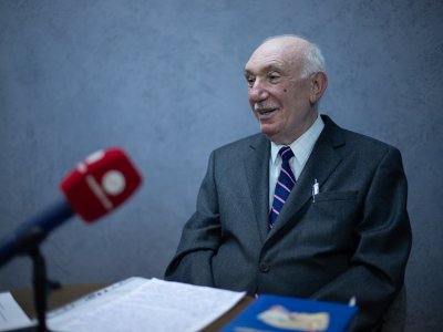 Sərhədləri aşan ixtira:&nbsp;SSRİ-yə səs salmış&nbsp;azərbaycanlı həkimlə MÜSAHİBƏ