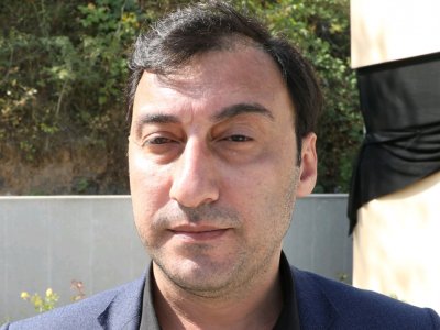 Tanınmış mətbuat katibi qəzaya düşdü - FOTO