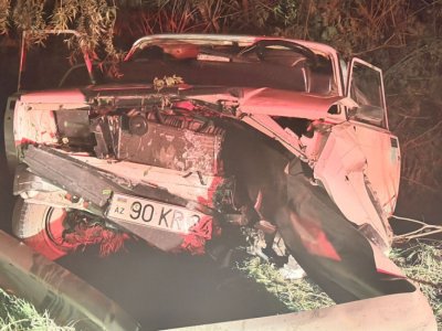 Yevlaxda avtomobil aşdı&nbsp;- 10 yaşlı qız öldü