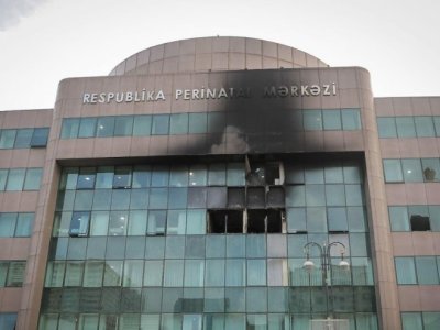 Prokuror 7 körpənin öldüyü yanğında təqsirləndirilənlərin həbsini tələb etdi