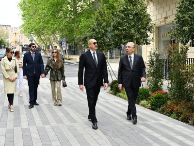 Prezident və ailəsi Bakıda açılışda