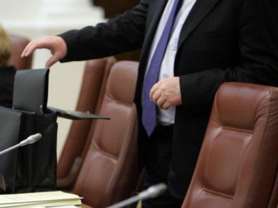 Pensiyaya çıxarkən 6 qat maaş alacaqlar