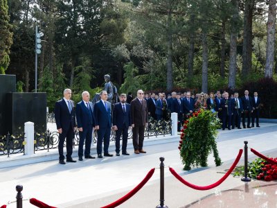 UNEC-də elmi-praktiki konfrans keçirilib - FOTOLAR