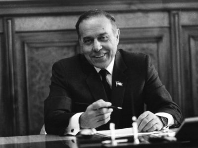 Müasir Azərbaycan Heydər Əliyevin memarlıq dühasının təcəssümüdür