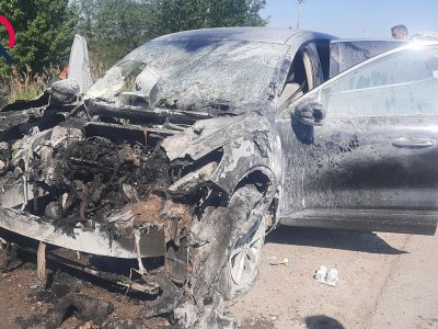 Kürdəmirdə "Ford" yandı&nbsp;- FOTO