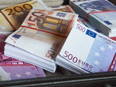 Fransa bu ölkələrə&nbsp;14 milyard avro ayırıb