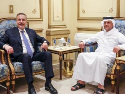 Fidan Qətərin müdafiə naziri ilə görüşüb