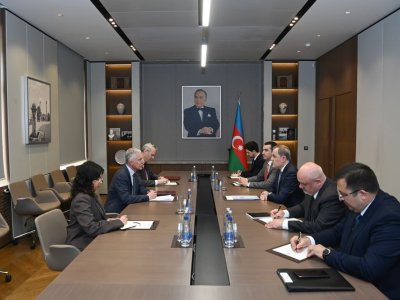 Bayramov fəaliyyəti başa çatan diplomatı qəbul etdi