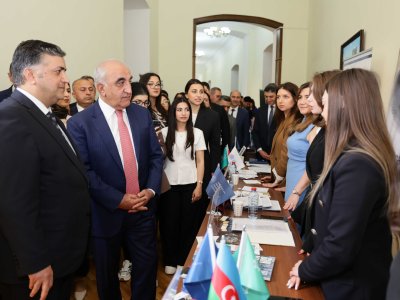UNEC-də Karyera və əmək yarmarkası keçirilib