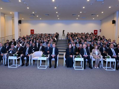 Həmkarlar ittifaqları iqlim dəyişikliyi ilə mübarizədə birləşdi - FOTO