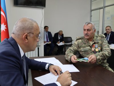 Zaur Mikayılov Naftalanda vətəndaşları qəbul etdi