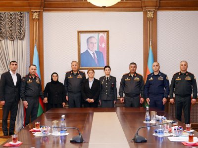 Şəhid Milli Qəhrəmanların&nbsp;medalları ailələrinə təqdim olundu - FOTO