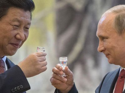 Putin və Si Cinpin Çində geniş tərkibli danışıqlar aparacaq