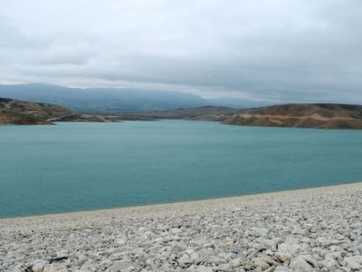 Azərbaycanda yeni su anbarları tikilir