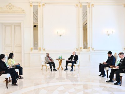 İlham Əliyev Mavriki Prezidenti ilə görüşüb