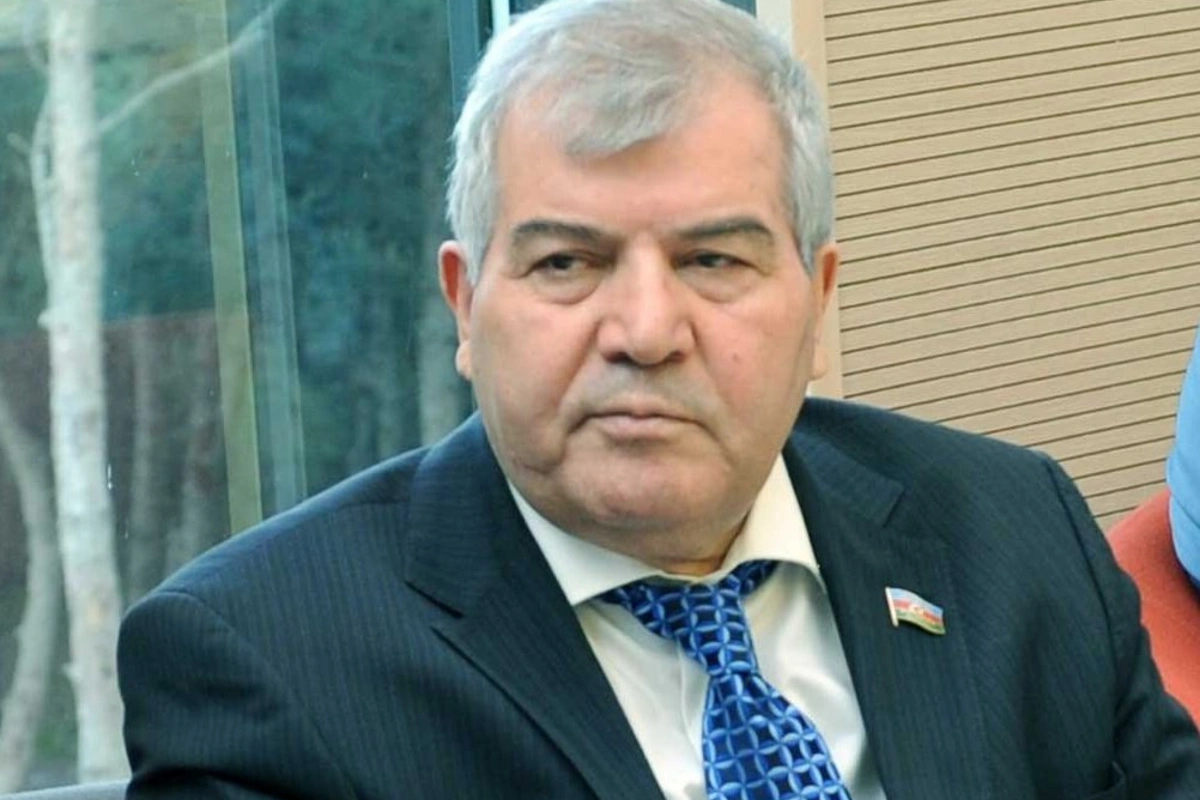 Prezident Sabir Rüstəmxanlı ilə bağlı sərəncam imzaladı