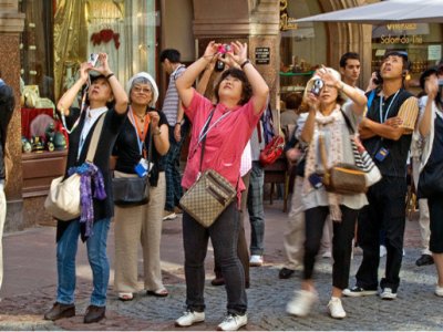Azərbaycana gələn turistlərin sayı azalıb&nbsp;