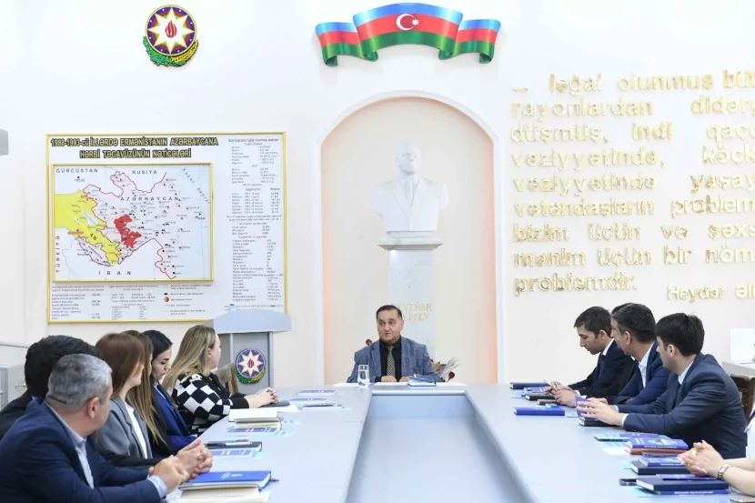 Ədəbi dil normalarının tətbiqinə dair&nbsp;təlim - FOTO