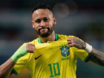 Neymar zədələndi