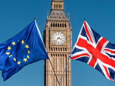 Britaniya Avropa Birliyinə yenidən qoşulmağı müzakirə edir