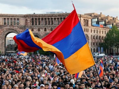 Ermənistanda əhalinin 75%-i Rusiyaya qarşıdır - SORĞU