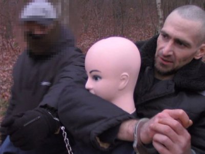 Maniyak cephe hattından firar etti
