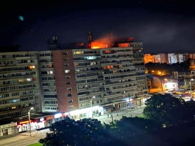 Rusiya Ruminyada yaşayış binasını vurdu - Yaralılar var
