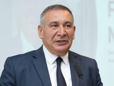 Mətbuat Şurasının sədri çağırış etdi: Hər əxlaqsız xəbəri yaymayın!