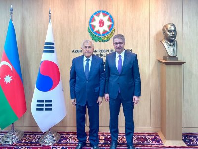 BMU rektoru Azərbaycanın Koreyadakı səfirliyində olub
