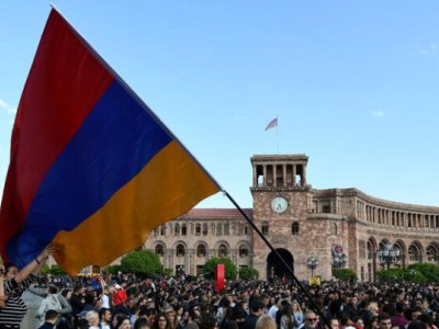 İrəvanda mitinqdə Azərbaycan dilində səs yazısı&nbsp;- VİDEO
