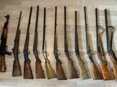 Polis bir gündə 4 avtomat, 17 tüfəng müsadirə etdi