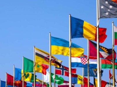 Xarici dövlətlər Azərbaycana borcunu qaytardı