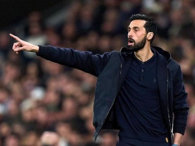 &ldquo;Real Madrid&rdquo;də baş məşqçisi ilə yolları ayırdı