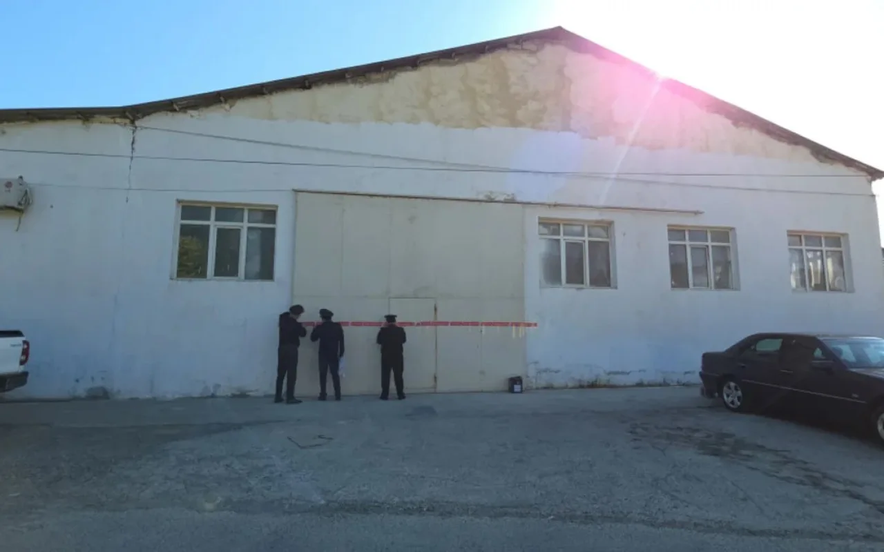 Bakıda mebel sexinin fəaliyyəti dayandırıldı - VİDEO