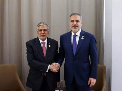 Pakistan və Türkiyə XİN rəhbərləri arasında telefon danışığı