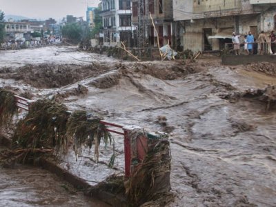 Qardaş ölkədə leysan: ölənlər var